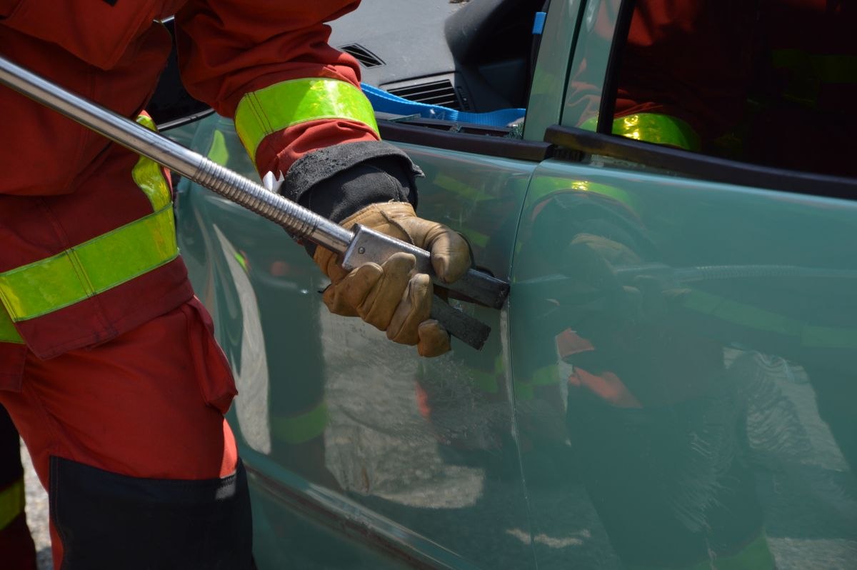 Roadside rescue assistance closeup